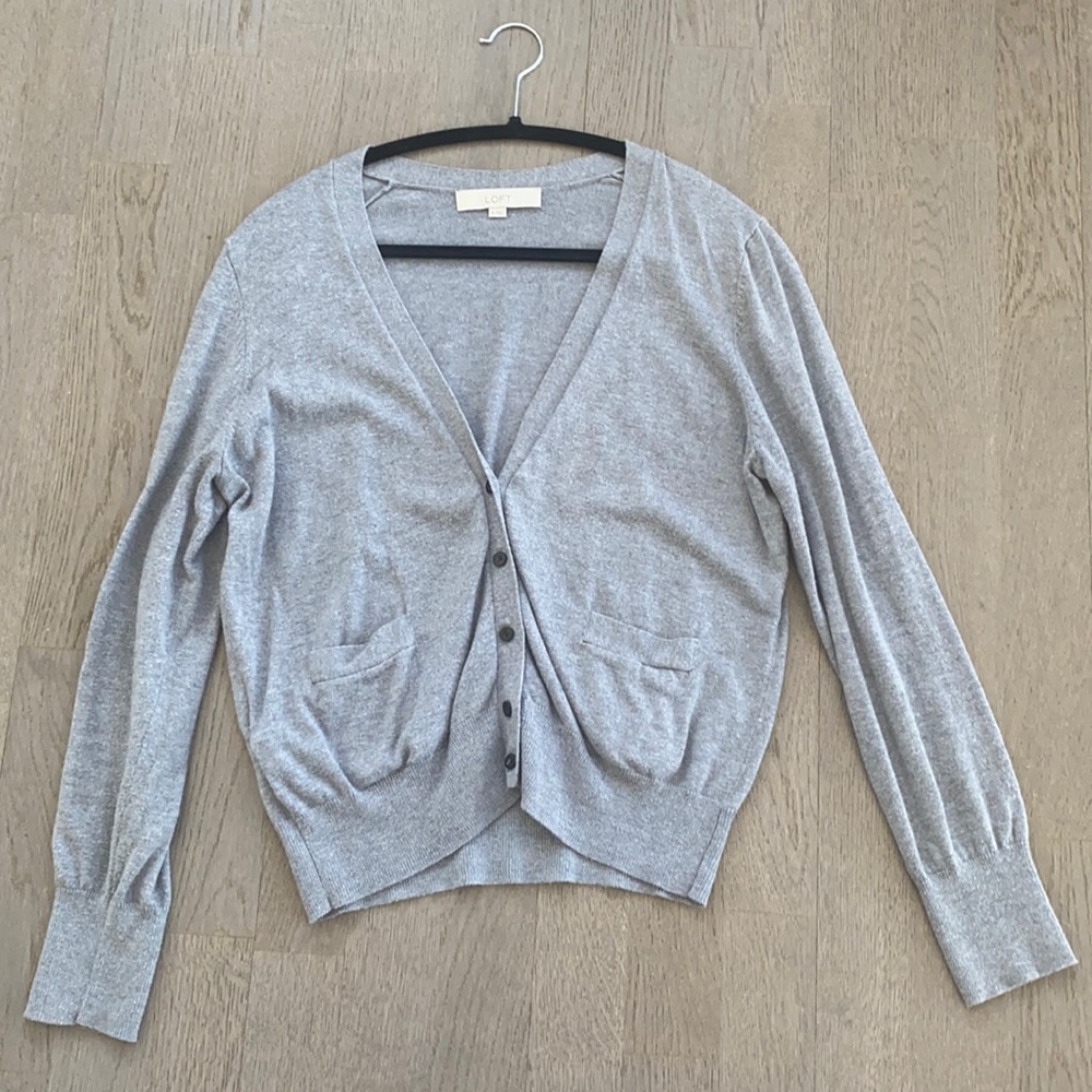 3/$30 grey Anne Taylor Loft cardigan